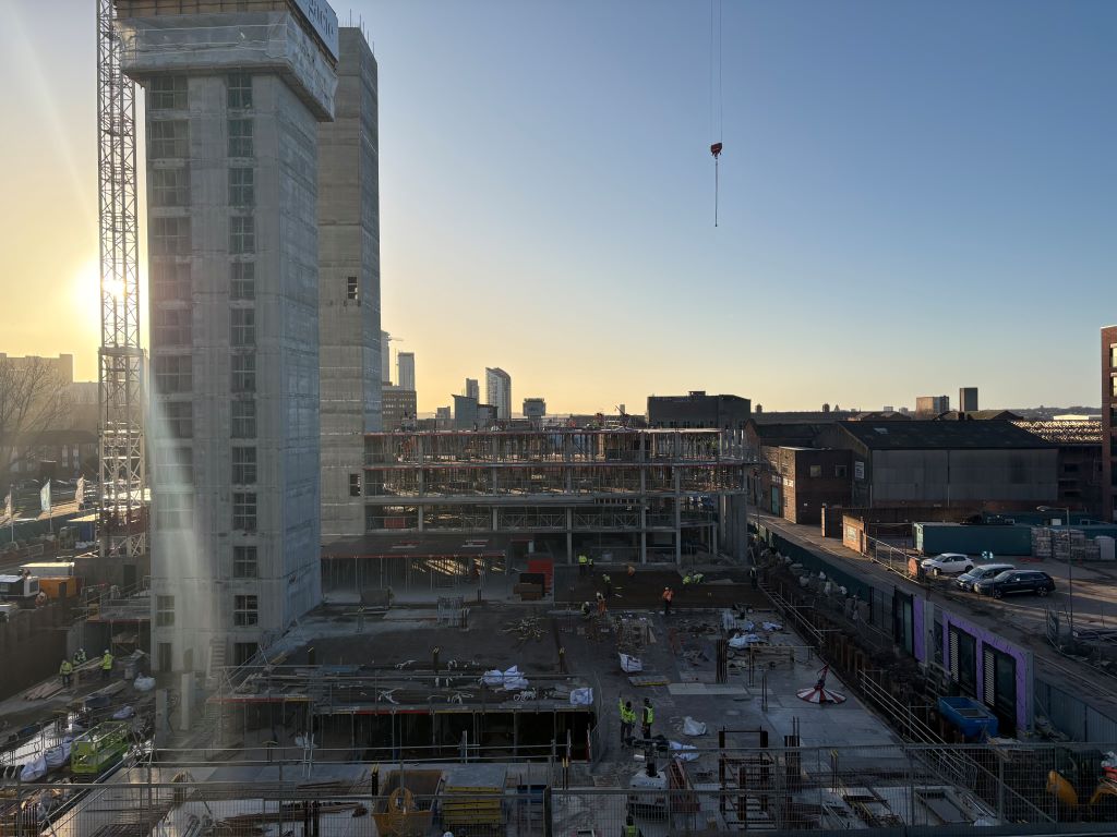 Construction, c PNW